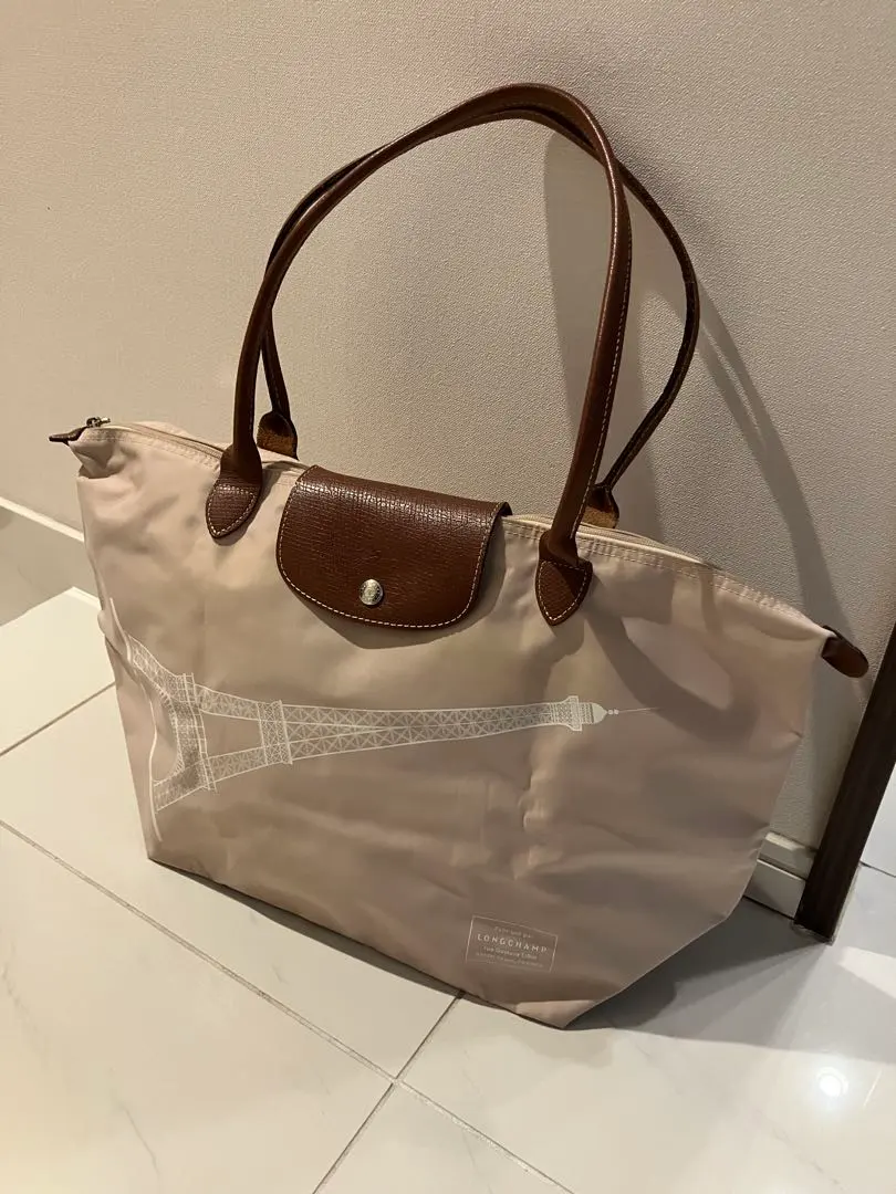 2026年最新】ロンシャン ピンク エッフェル塔の人気アイテム - メルカリ