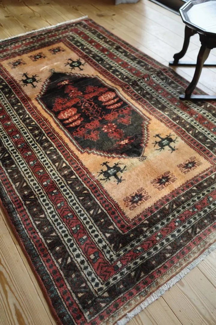 2026年最新】トルコ ラグ カイセリの人気アイテム - メルカリ