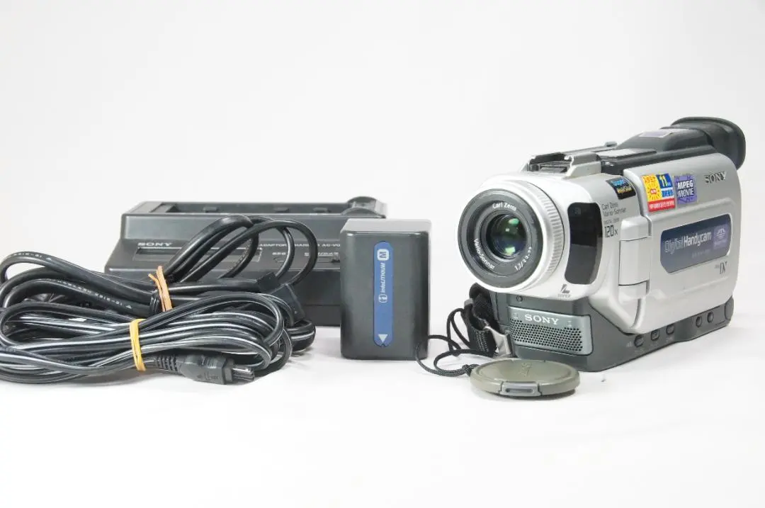 2026年最新】ソニー dcr trv17の人気アイテム - メルカリ