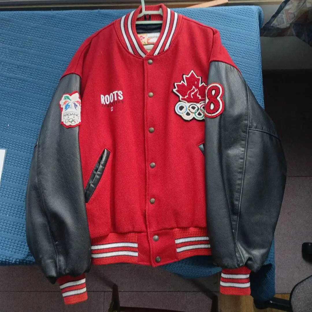 2026年最新】roots カナダ スタジャンの人気アイテム - メルカリ