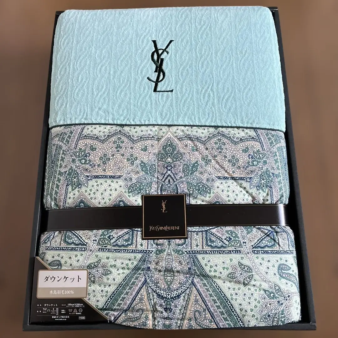 2026年最新】イヴサンローラン ダウンケットの人気アイテム - メルカリ