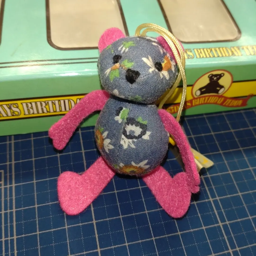 2026年最新】365日のバースデーテディ 12月の人気アイテム - メルカリ