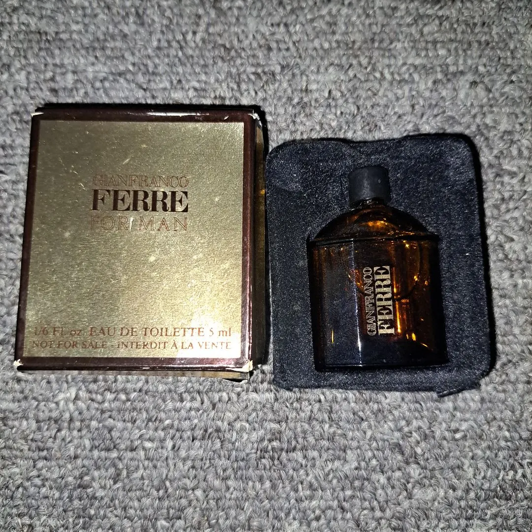 2026年最新】ジャンフランコフェレ ウォモの人気アイテム - メルカリ