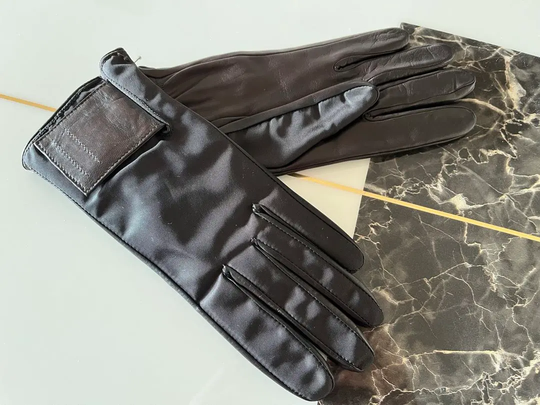 2026年最新】PRADA 割引オプション：通常商品 手袋・アームカバーの