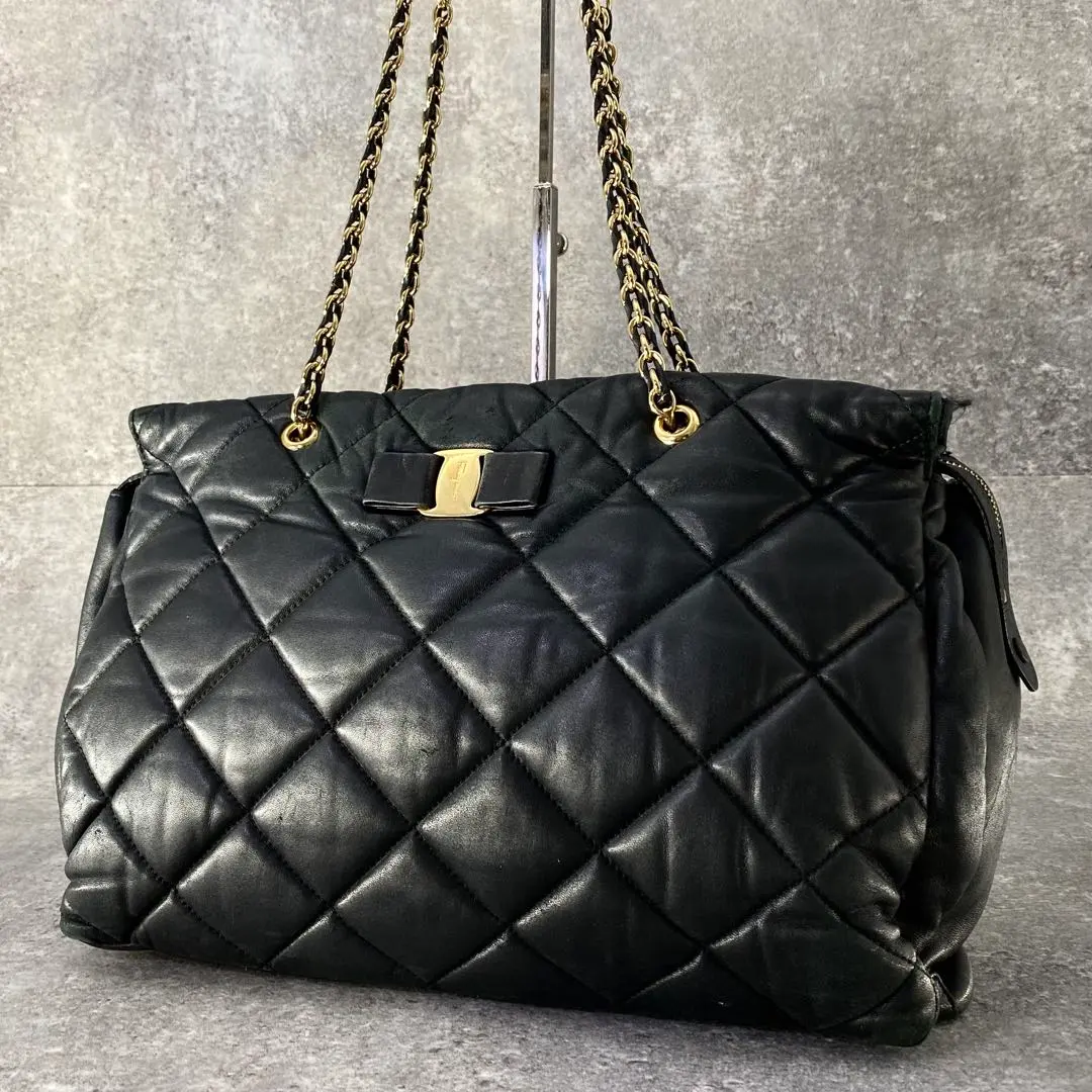 2026年最新】フェラガモキルティングチェーンバッグの人気アイテム