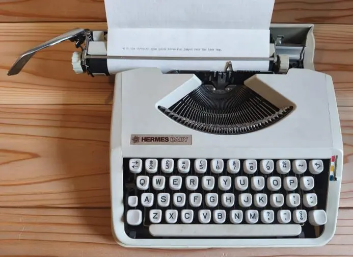 2026年最新】hermes タイプライターの人気アイテム - メルカリ