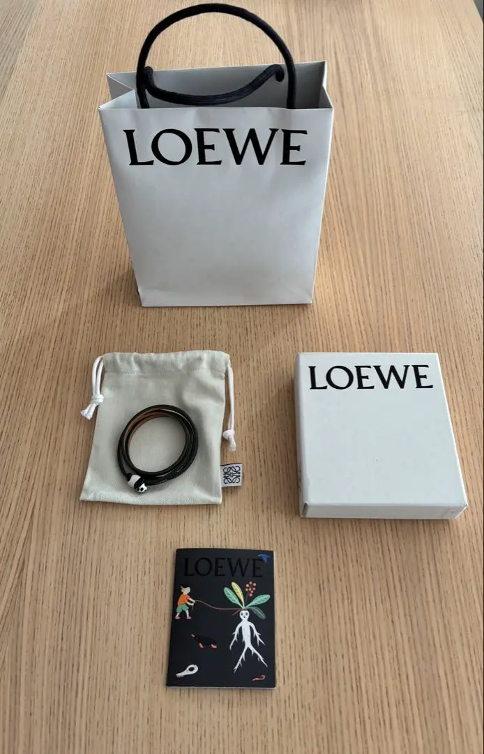 2026年最新】ロエベパンダの人気アイテム - メルカリ