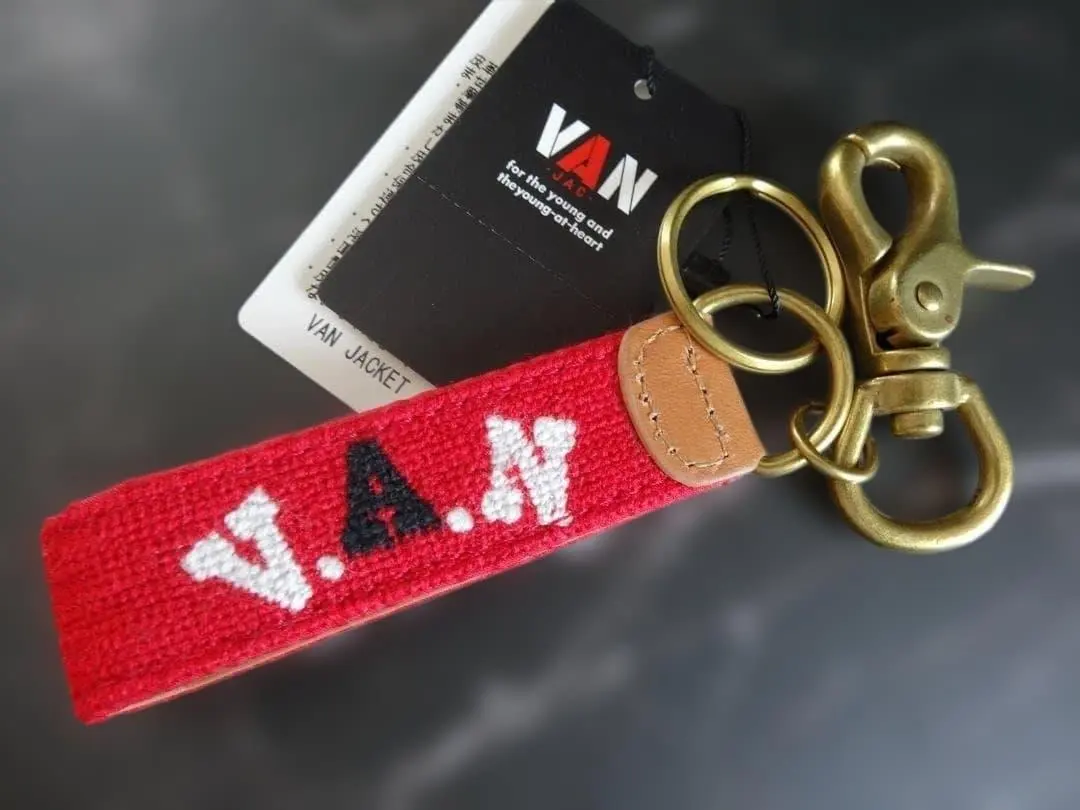 2026年最新】van jac キーホルダーの人気アイテム - メルカリ