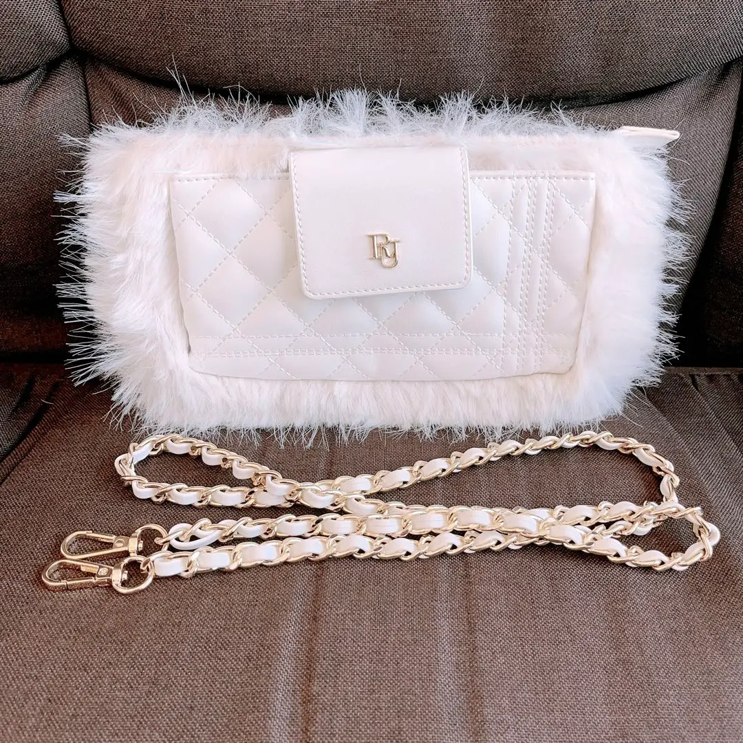 2026年最新】riu phone bagの人気アイテム - メルカリ