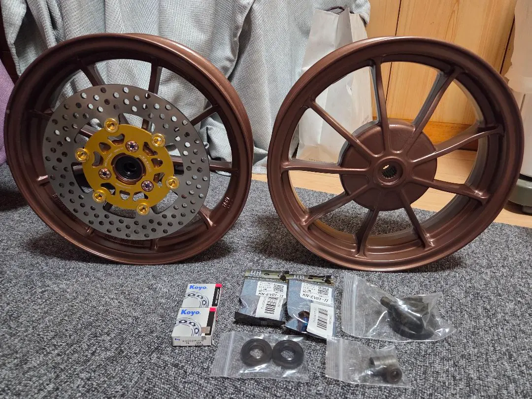 2026年最新】v125 12インチの人気アイテム - メルカリ