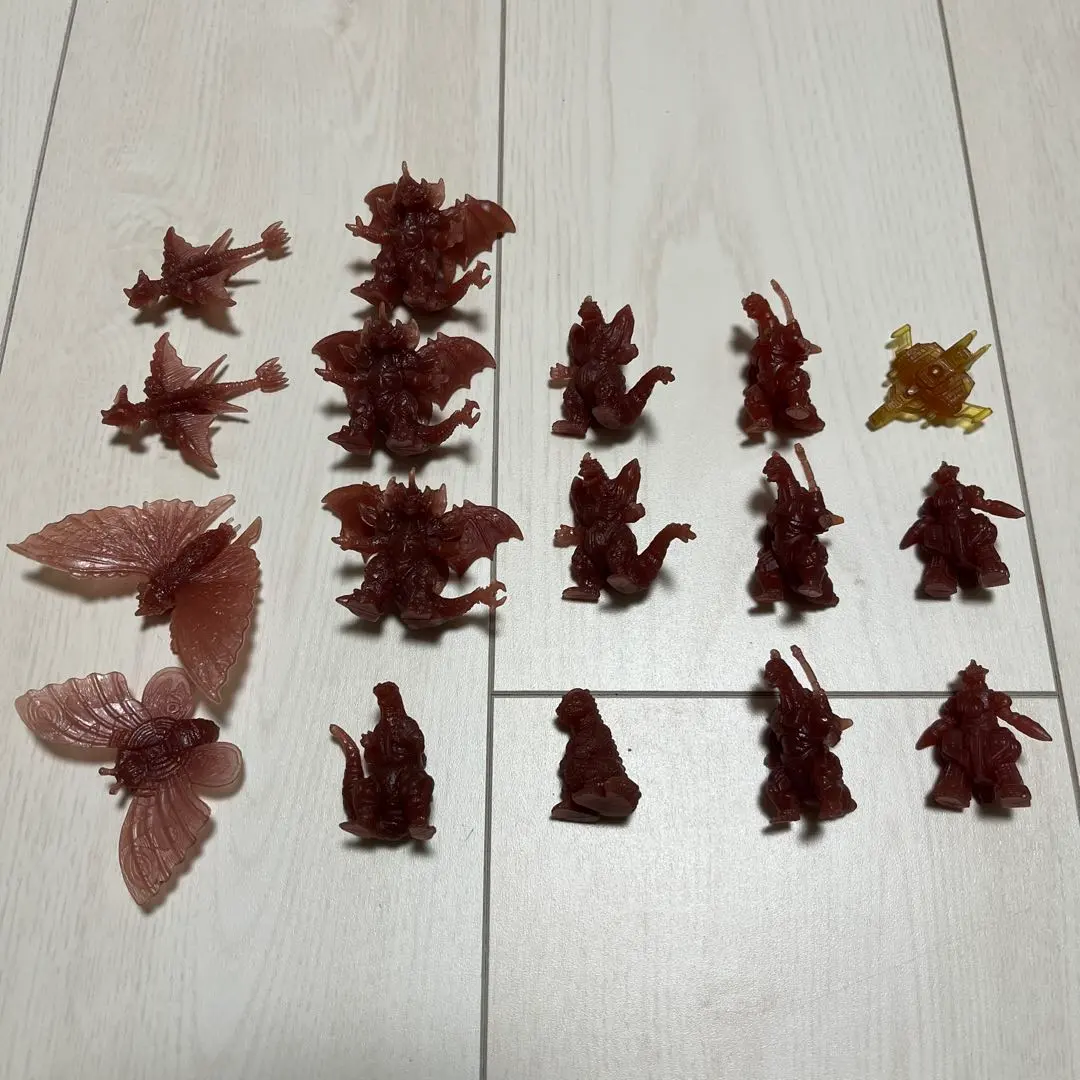 2026年最新】怪獣消しゴム ゴモラの人気アイテム - メルカリ