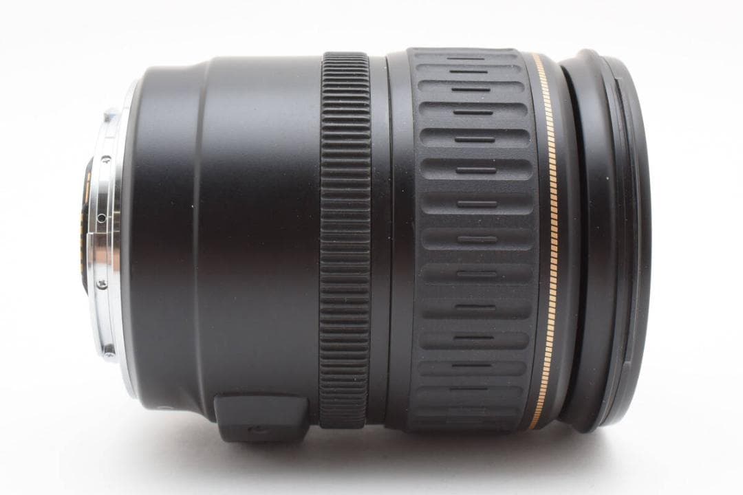 キヤノン CANON EF 28-135mm F3.5-5.6 IS USM