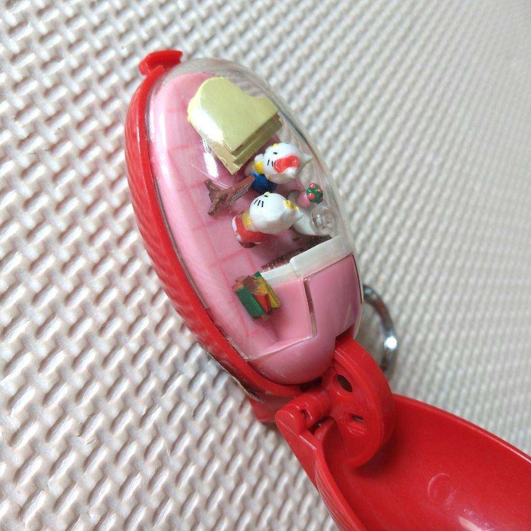 ハローキティポケットクリッターHELLO KITTY赤動くキーホルダー当時品