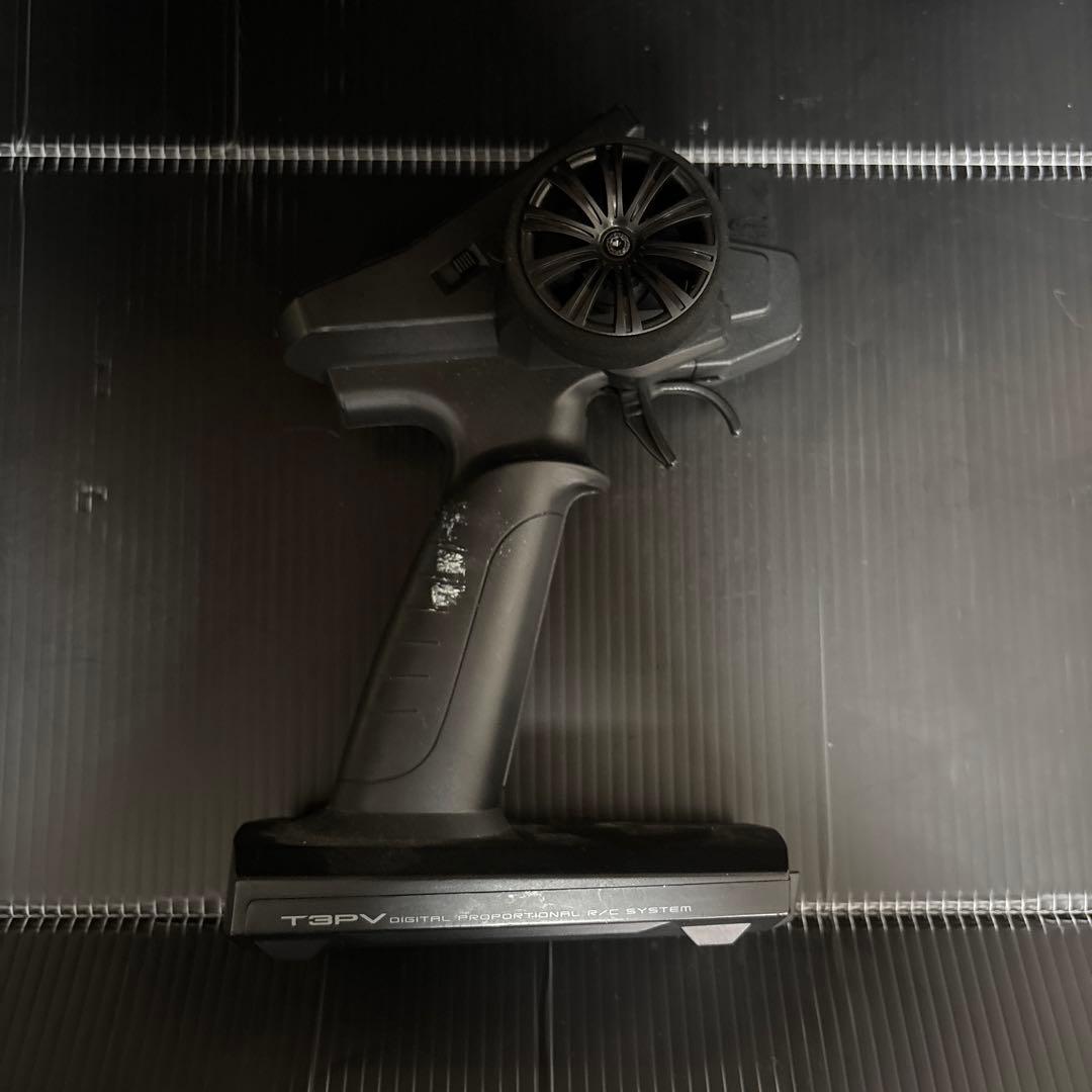 Futaba 3PV 2.4GHz ラジコン送信機&受信機