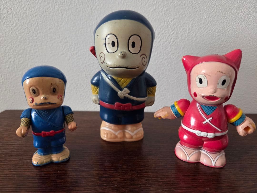 忍者ハットリくんフィギュア3体セット昭和レトロ 忍者ハットリくん】 Full Face 首振り 3体セット 藤子不二雄A - メルカリ