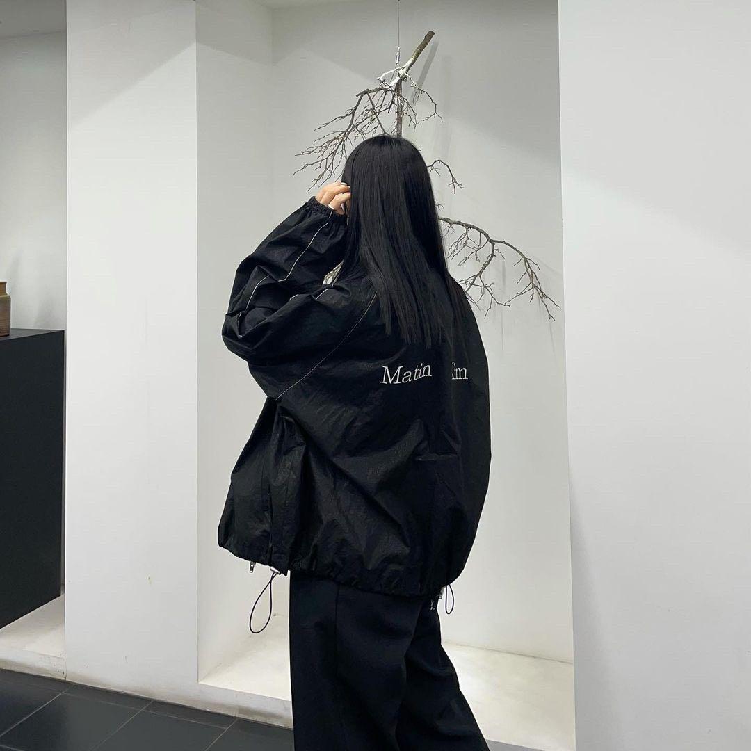 Matin Kim ブラック ナイロンジャケット - メルカリ
