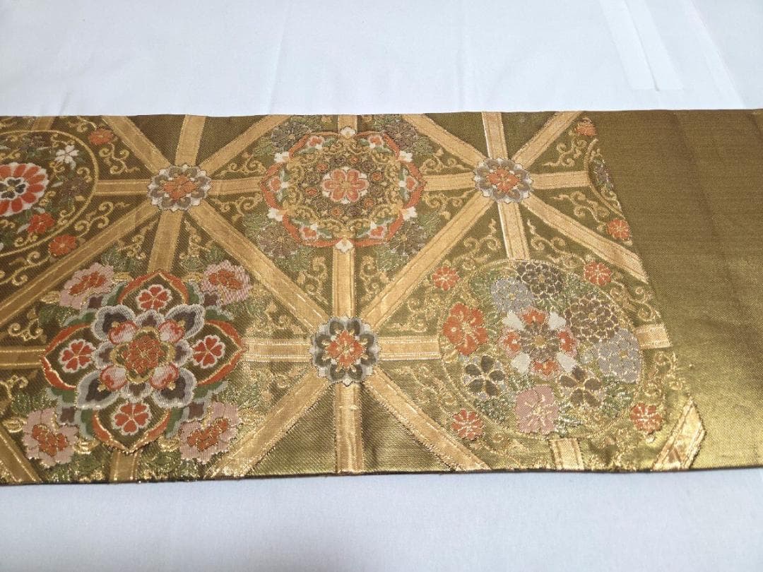 A5 正倉院文様 金糸 華文 花菱 唐草唐花 椿 六通 正絹 フォーマルな