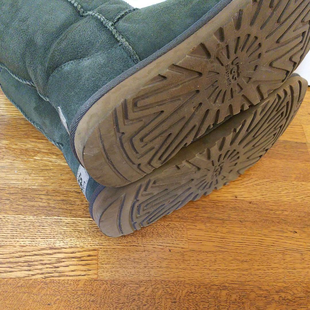 UGG アグ ムートンブーツ 緑 モスグリーン - メルカリ