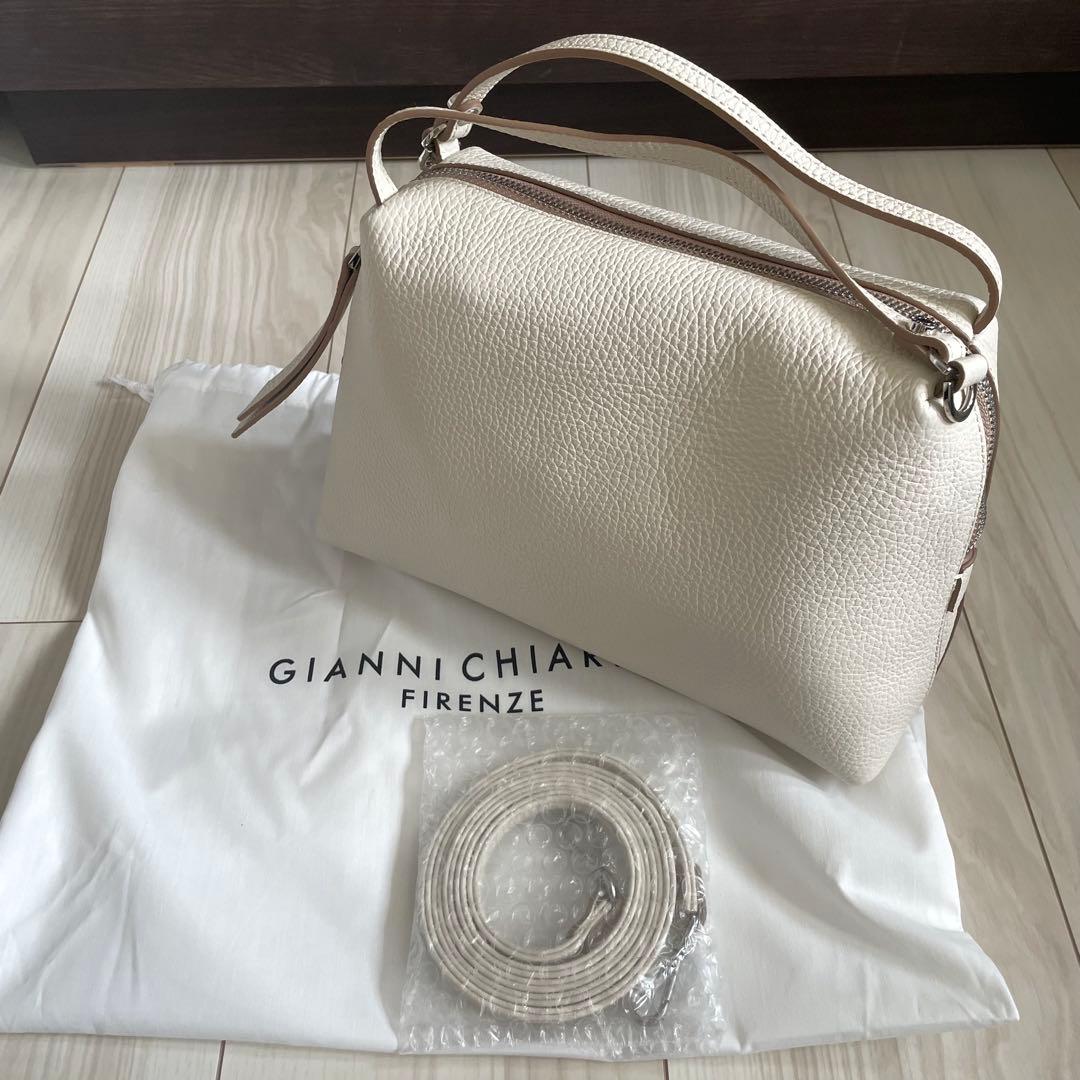 美品】ジャンニキアリーニ ALIFA アリファ M MARBLE ホワイト - メルカリ