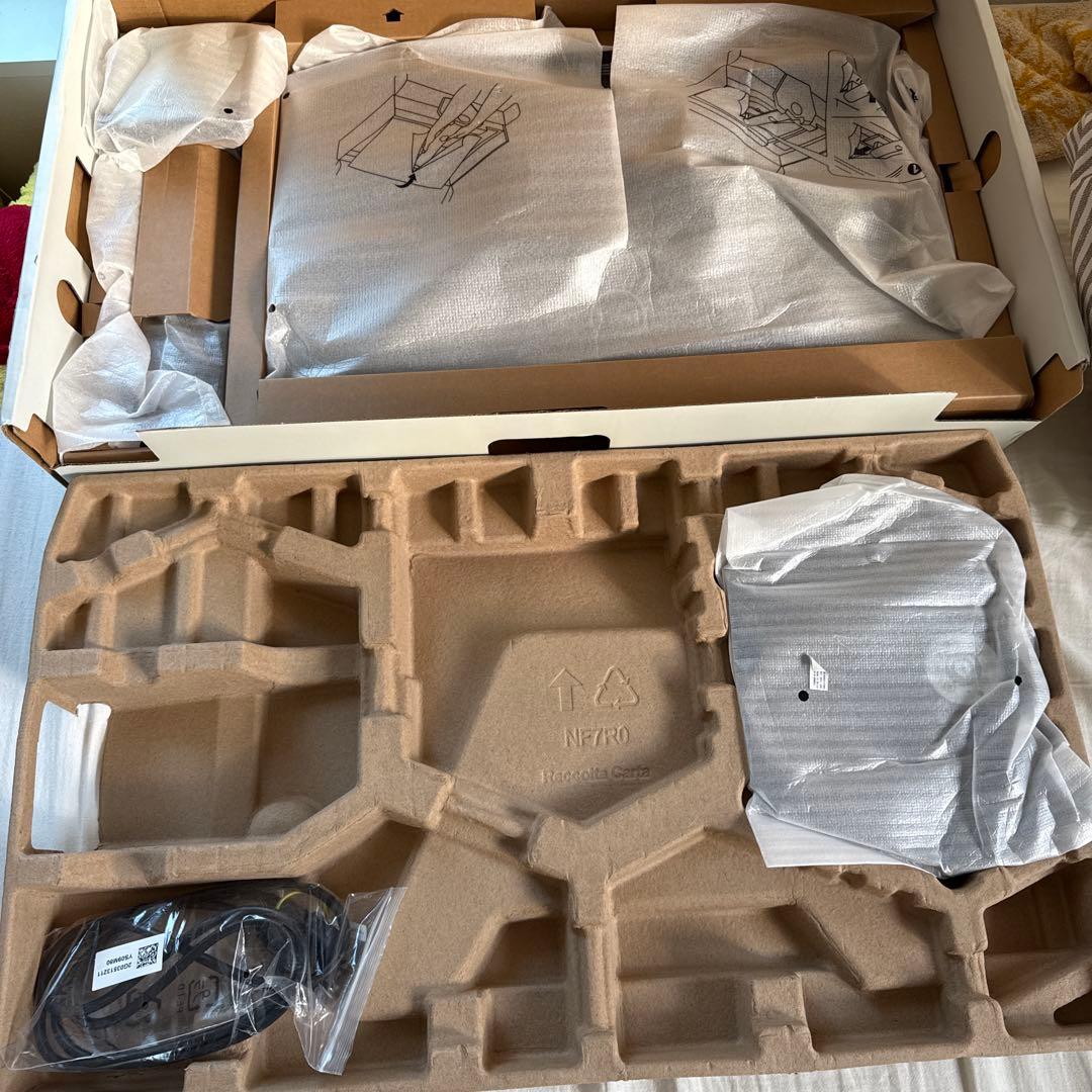 DELL S2522HG ゲーミングモニター 240hz Dell S2522HG 25