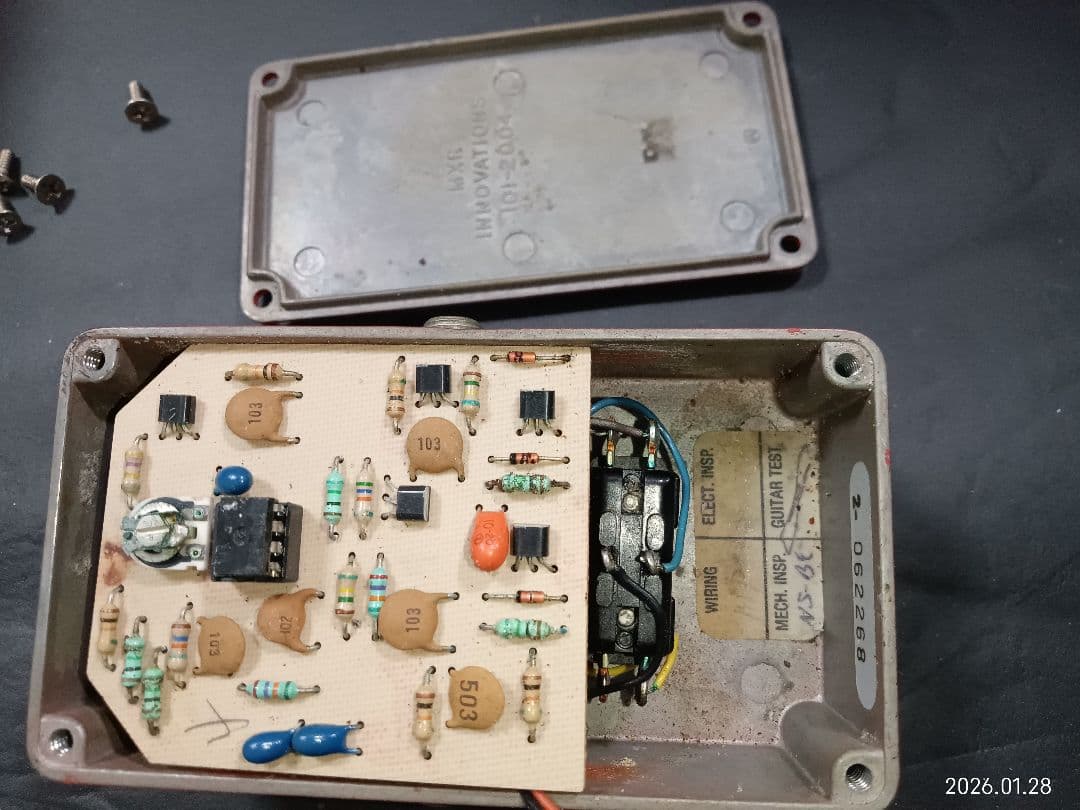 MXR dyna comp 81年ビンテージ 元箱有り オマケ有り - メルカリ