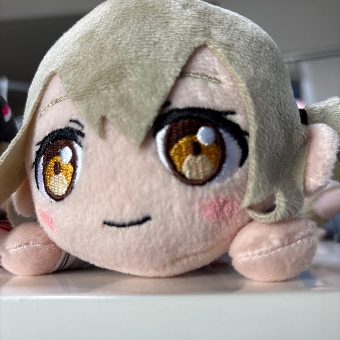 プロセカ 小豆沢こはね 寝そべり ぬいぐるみ - メルカリ