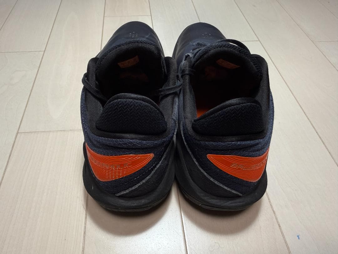 ●ASICSｘballaholic NOVA SURGE LOW●28.0cm