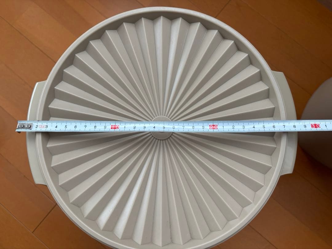 坂本様専用］ タッパーウェア マキシクイーンデコレーター3点 ベージュ