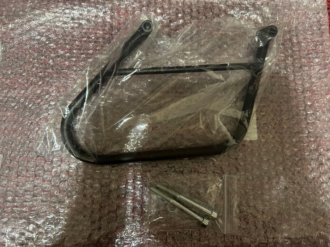 【新品未使用】ロイヤルエンフィールド　メテオ350 サイドバッグサポート ロイヤルエンフィールド メテオ350 サイドバッグサポート ブラック