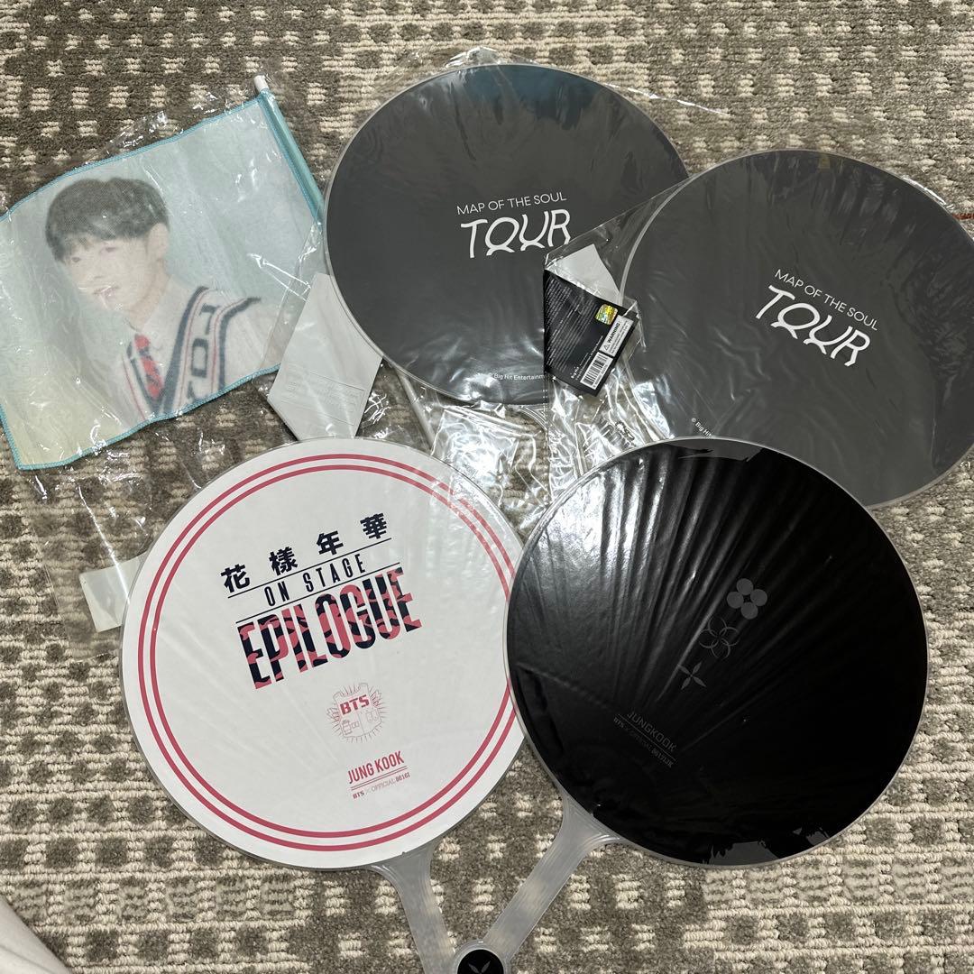 BTS うちわ フラッグ ジョングク Jungkook 公式グッズ - メルカリ