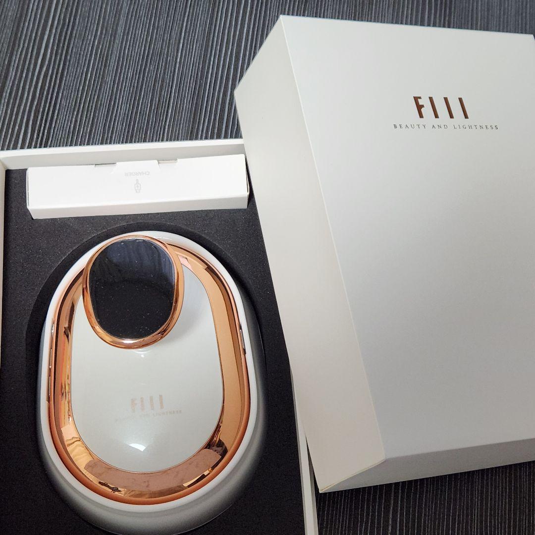 【新品】FIILキャビテーション EMS ダイエット器具 即効性 セルライト除去 楽天市場】＼中古／EMSダイエット器具 FIIL キャビテーション