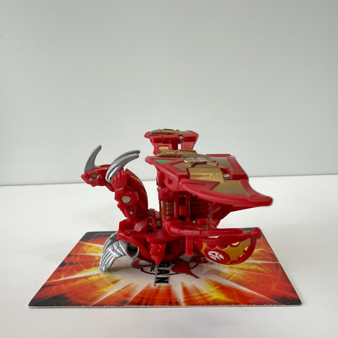 希少】爆丸 ブレイズドラゴノイド クロスバスター コンバットセット