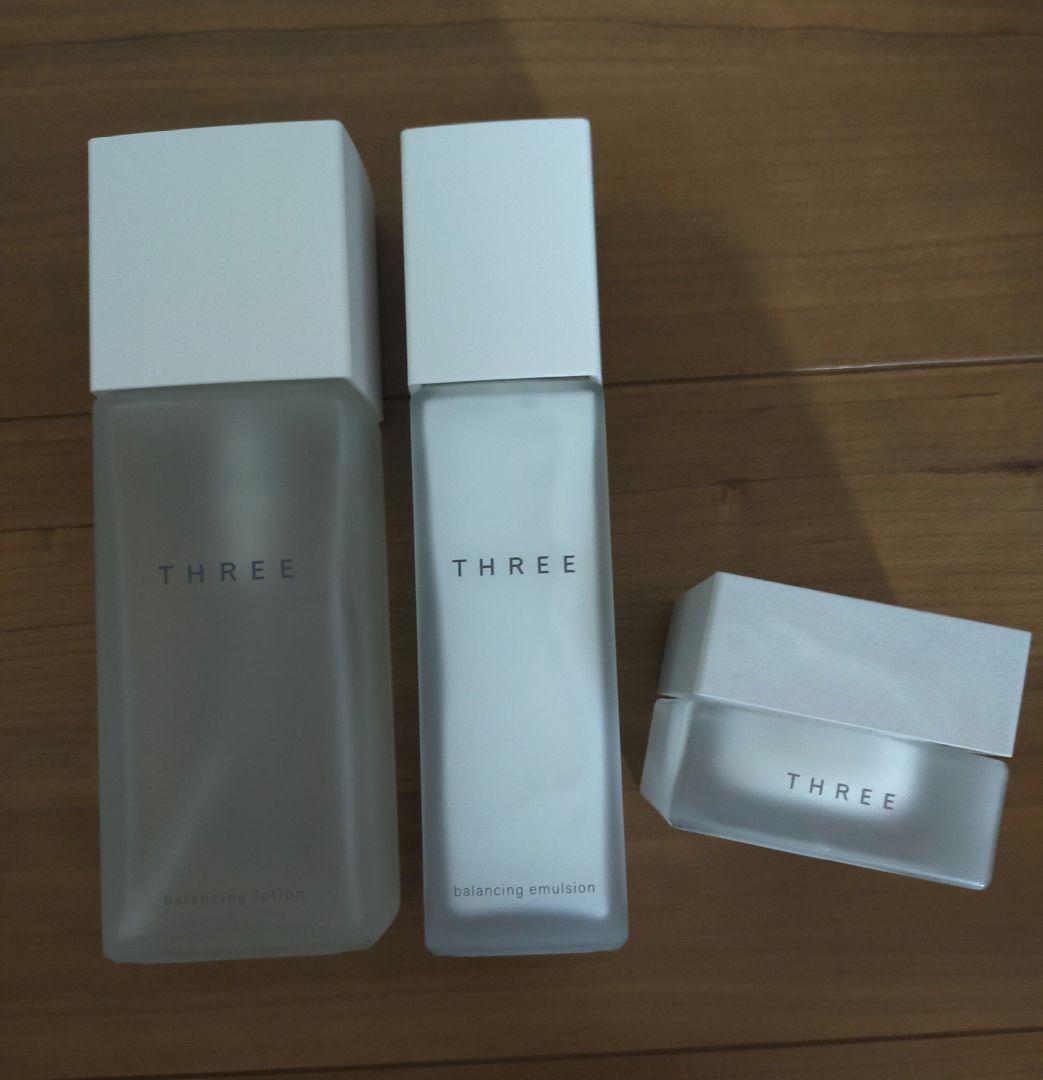 THREE バランシングローション　ミルク　クリーム THREE バランシングステム ローション | 化粧水 | THREE（スリー）公式