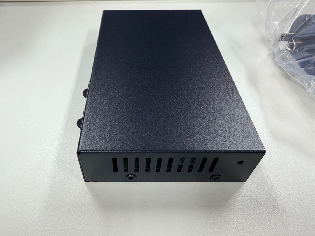 新品 スイッチ（2.5G×4・10G×2）と10G SFP+モジュール2個セット