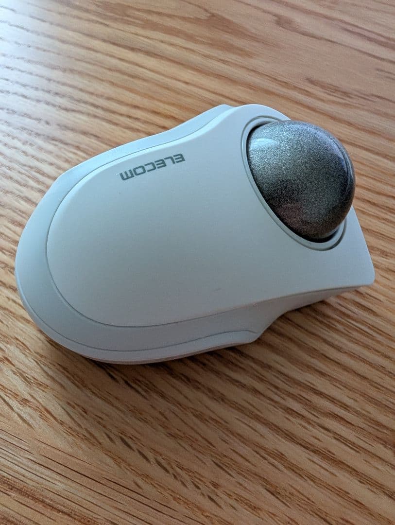 エレコム トラックボール bitra 白 M-MT2MRSAWH ワイヤレス - メルカリ