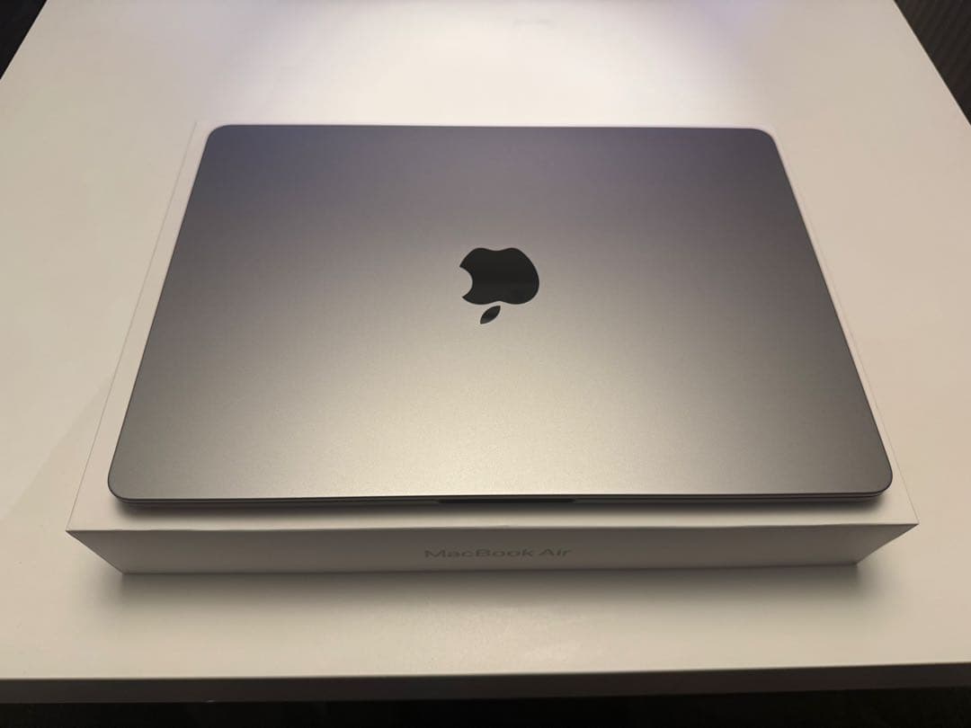 MacBook Air M2 2022年 13.6inch