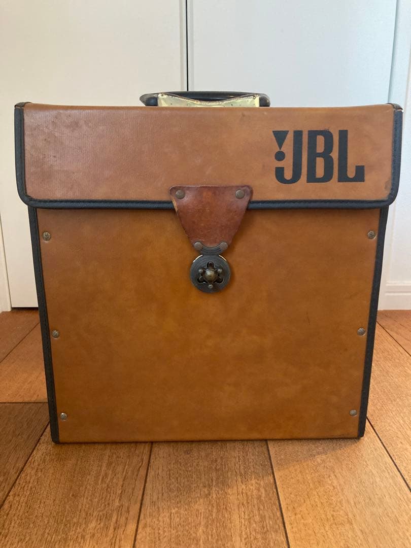 JBL レコードケース　本革 JBL Wave Beam 2 ケース カバー PUレザー シンプル カラビナ付き 保護
