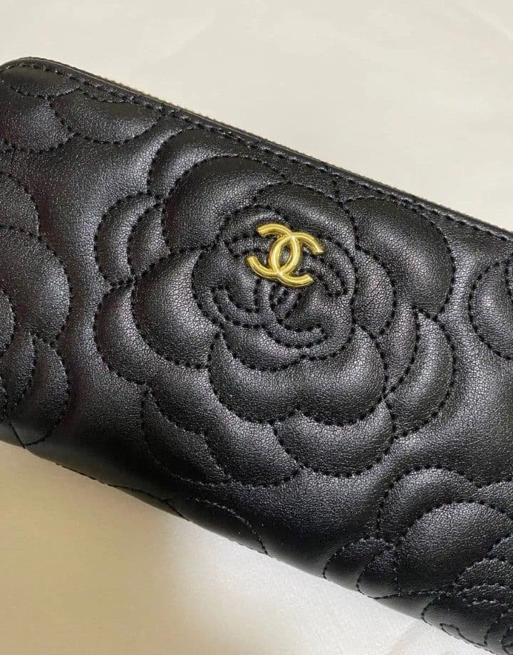 CHANEL シャネル ノベルティ カメリア柄 ファスナー 長財布 ブラック