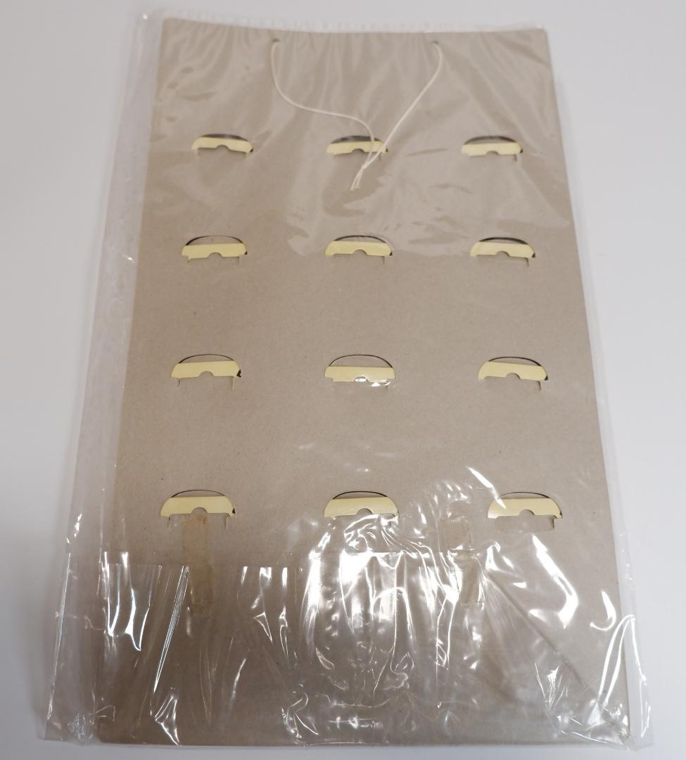 ちびまる子ちゃん おどるポンポコリンバッジ 12個セット未開封 - メルカリ