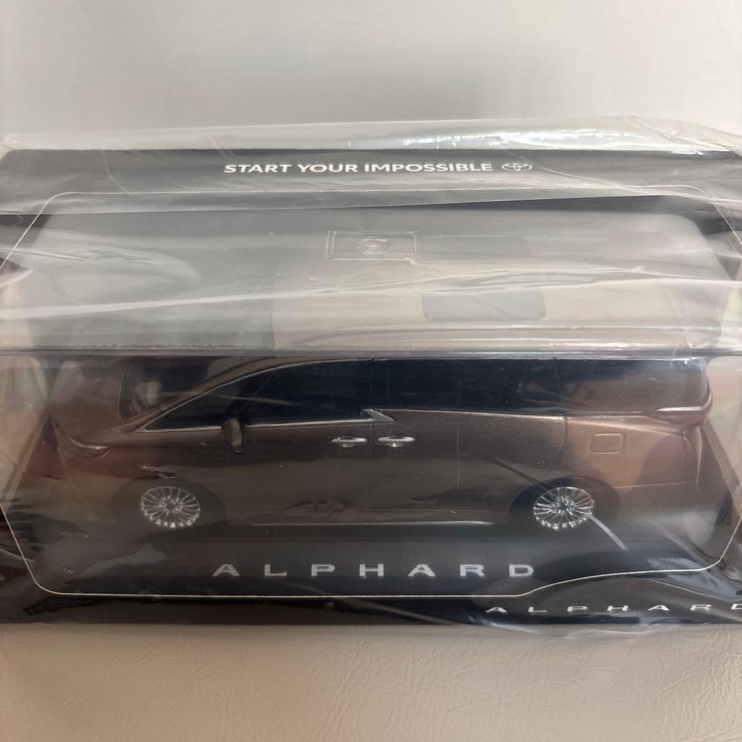 模型 新型アルファード （40系） プレシャスレオブロンド ケース付
