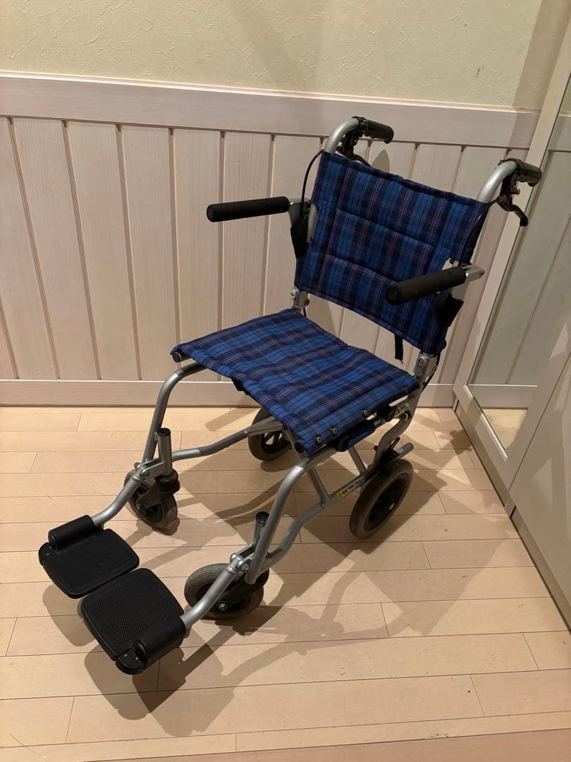 車椅子 BAL-R5 自走型車椅子 モジュール座面高 背折れ式 介助ブレーキ付 肘