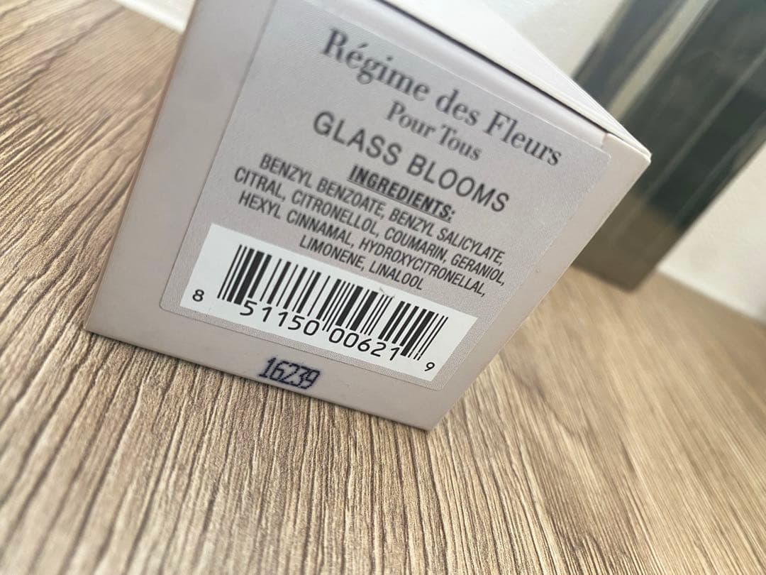 数回使用のみ】Régime des Fleurs GLASS BLOOMS - メルカリ