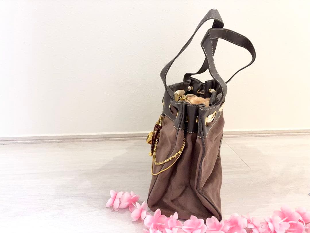 ジューシークチュール リボン リング チャーム付き バッグ ブラウン