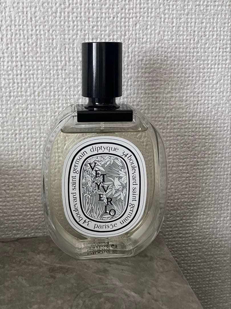 ディプティック DIPTYQUEオードトワレ ヴェチヴェリオフランス製100ml Vetyverio（ヴェチヴェリオ） - オードトワレ - 100ml | Diptyque Paris