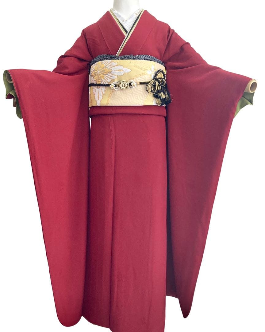 ★ 4848♥️断捨離中★赤 寛斎 無地 振袖6点セット‼️ NO6ま15 楽天市場】山本寛斎 振袖（和服｜レディースファッション）の通販