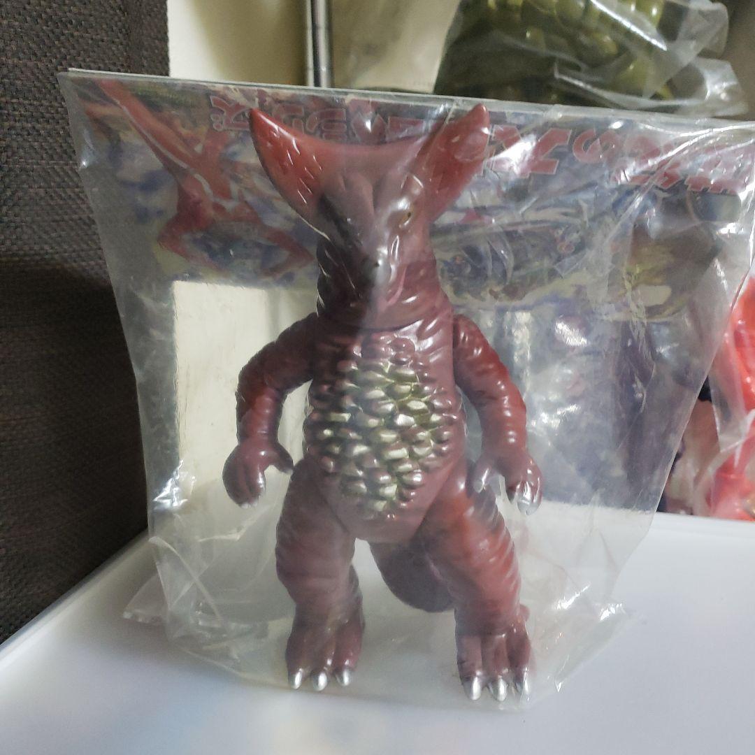 マーミッド　ソフビ　世紀の大怪獣シリーズ 　ウルトラマン怪獣 　ゴモラ ウルトラ怪獣シリーズ 176 スフィアゴモラ｜ウルトラマンおもちゃ