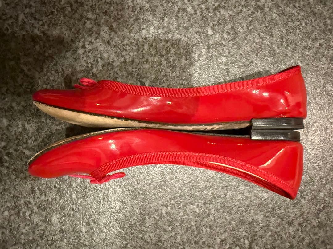 レペット バレエシューズ ラウンドトゥ エナメル リボン 赤 23.5 極美