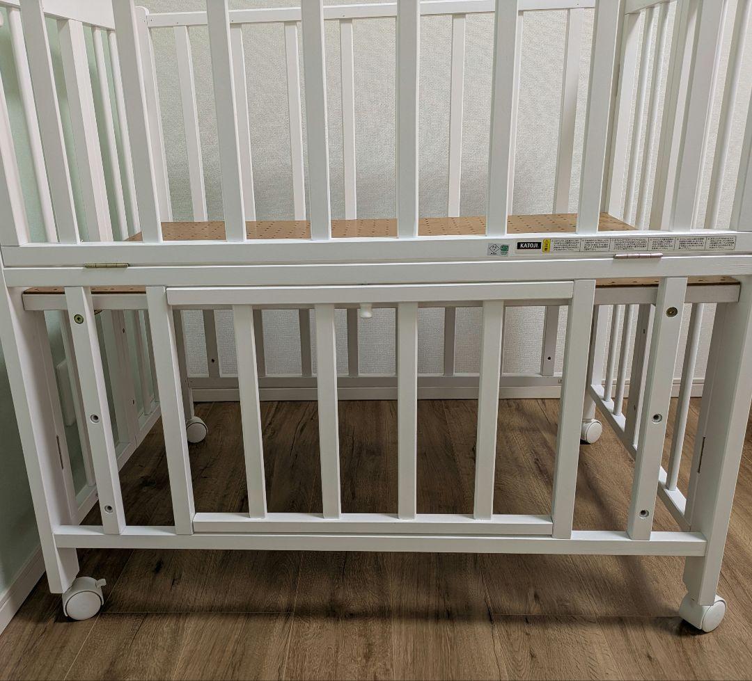 カトージ ミニベッド折り畳み ホワイト 02700 - メルカリ