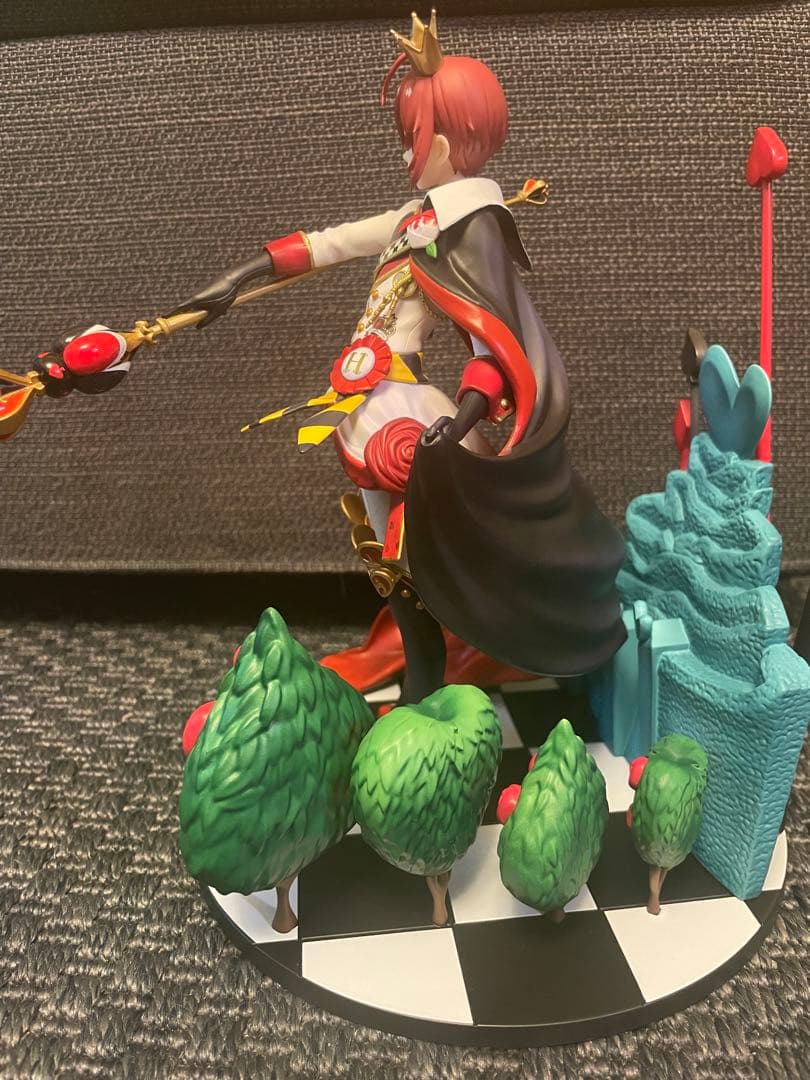 ツイステ リドル・ローズハート 1/8 スケールフィギュア - メルカリ