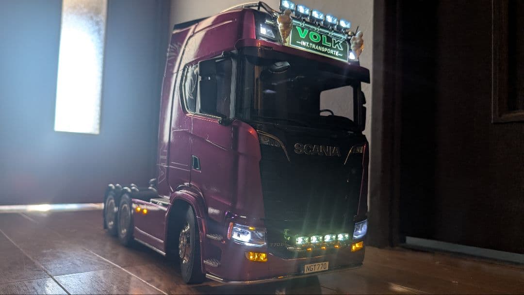 予約注文品　れん　スカニア 770 MFC03 カメラ 2.4g 液晶